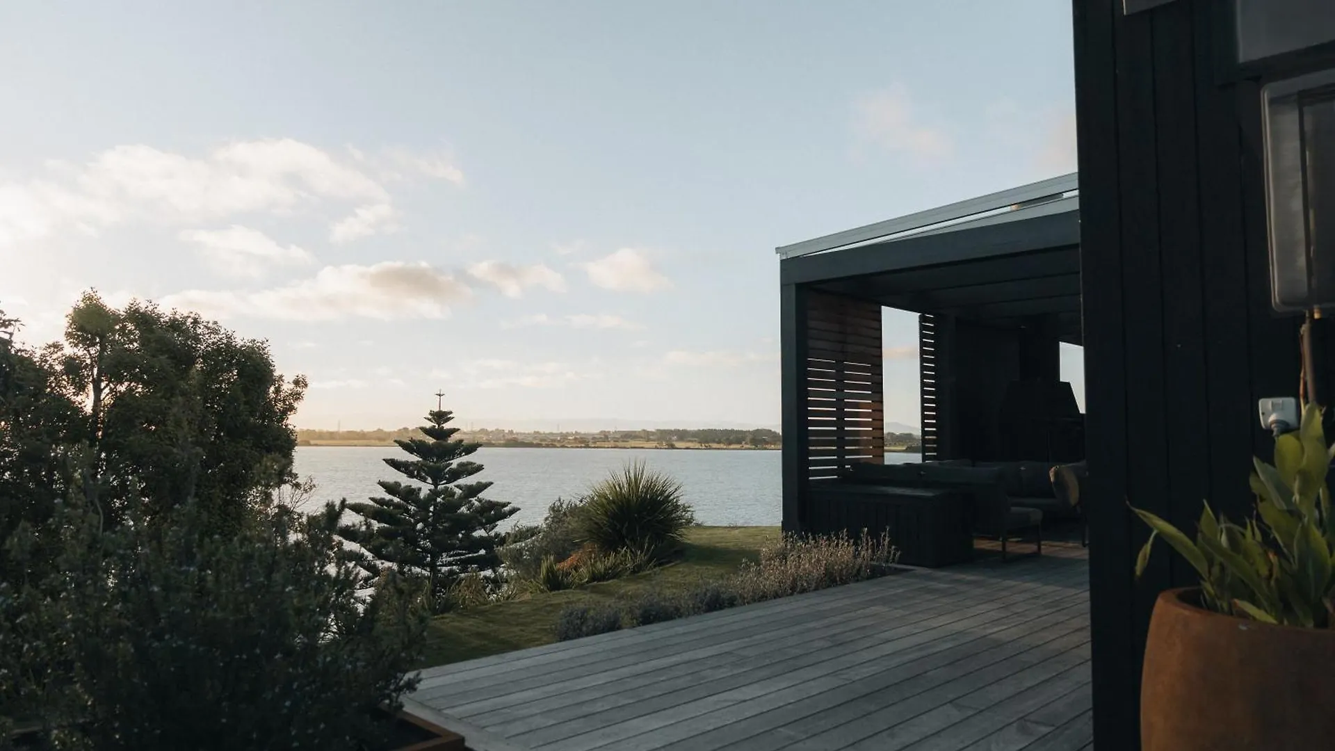 Black Hut Eco Retreat Christchurch 0*,  Nový Zéland