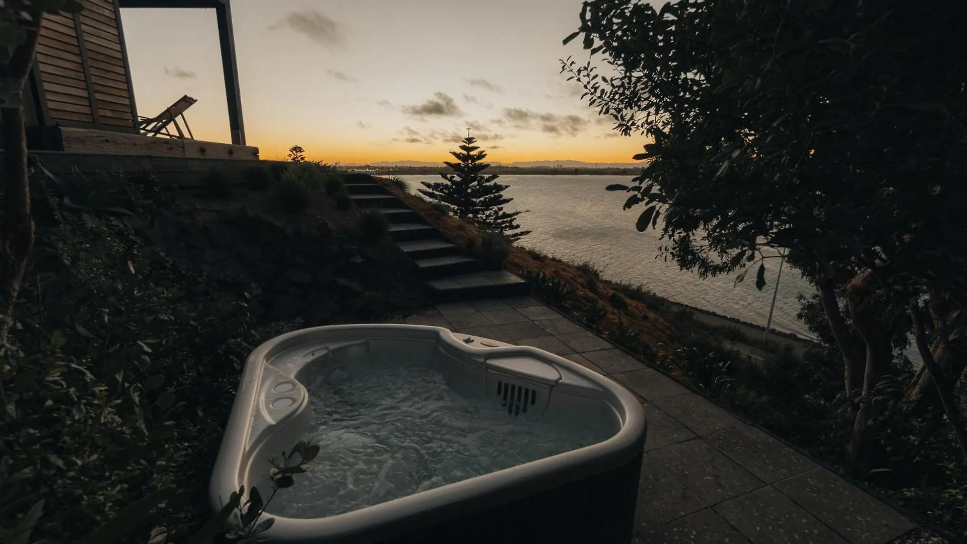 Дом отдыха Black Hut Eco Retreat Крайстчёрч